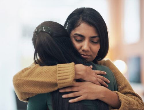 How to Support a Grieving Loved One: Practical Tips and Common Mistakes to Avoid